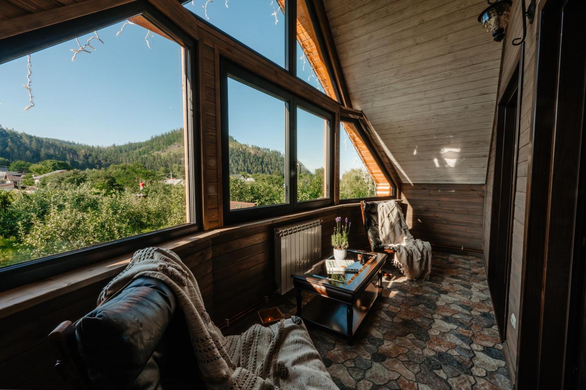 Moonlake Chalet Gainesti Extérieur photo